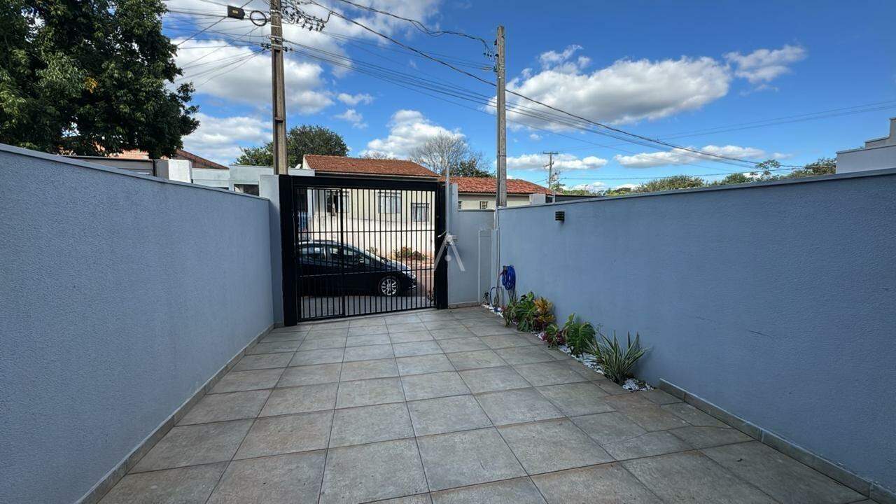 Sobrado para à venda no Bairro VILA INDUSTRIAL em TOLEDO: 