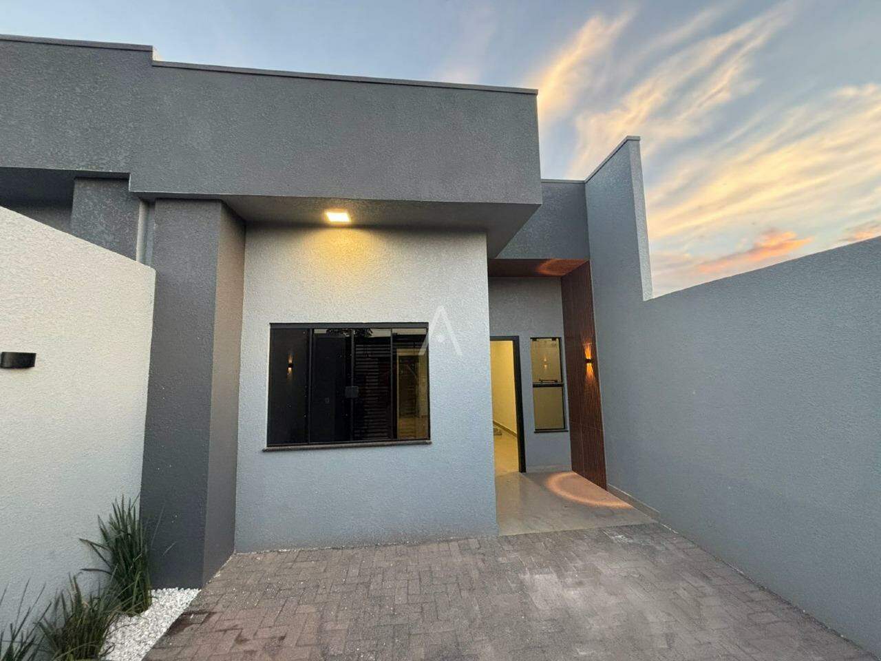Casa Residencial para para aluguel no Bairro MORUMBI em CASCAVEL: 