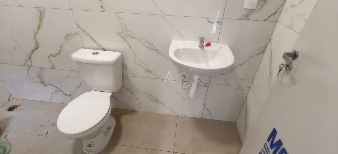 Casa Residencial para para aluguel no Bairro MORUMBI em CASCAVEL: 