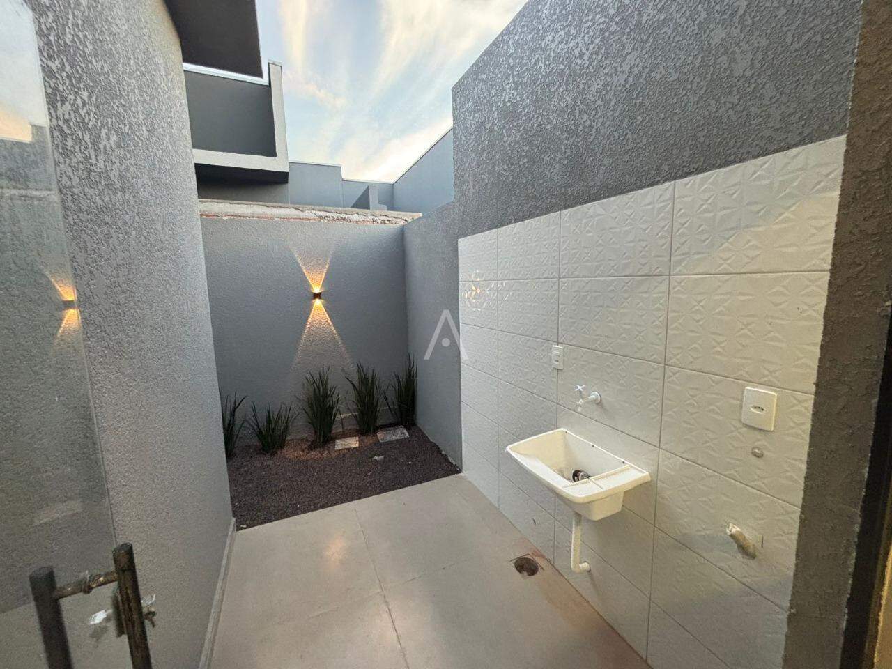 Casa Residencial para para aluguel no Bairro MORUMBI em CASCAVEL: 