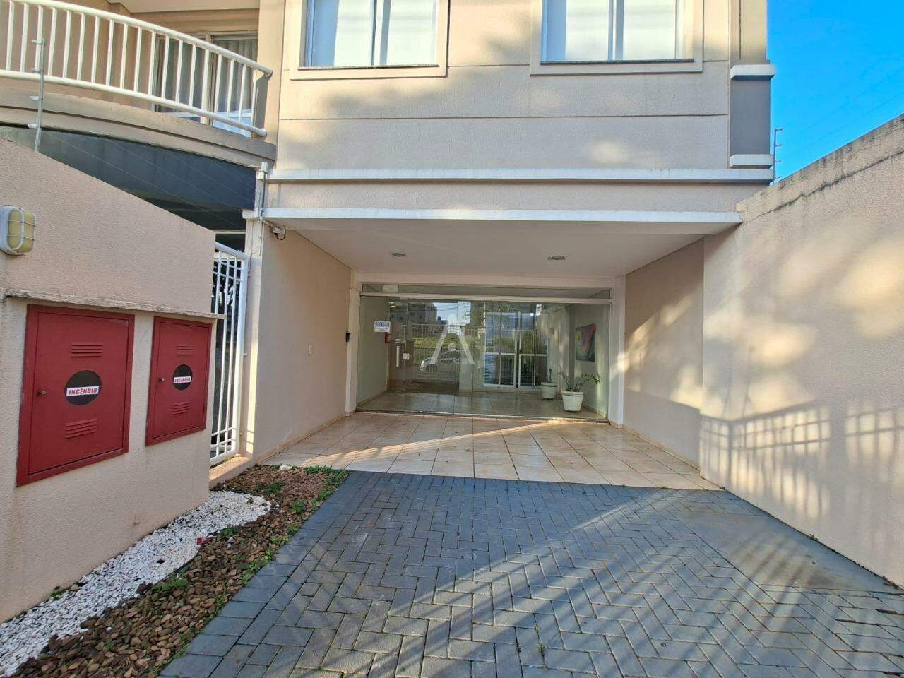 Apartamento para para aluguel no Bairro FAG em CASCAVEL: entrada bloco
