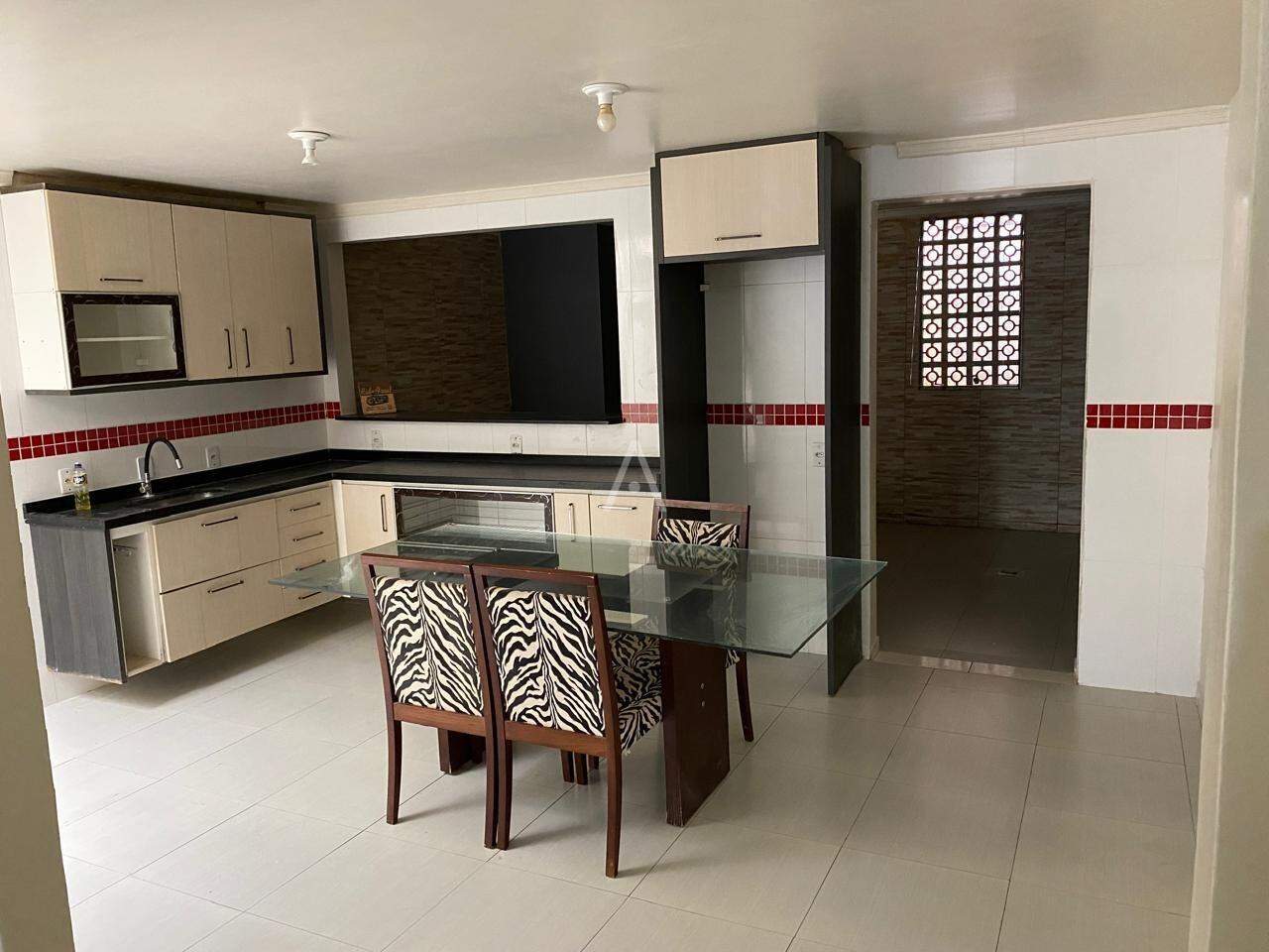 Casa Residencial para à venda no Bairro PARQUE VERDE em CASCAVEL: 