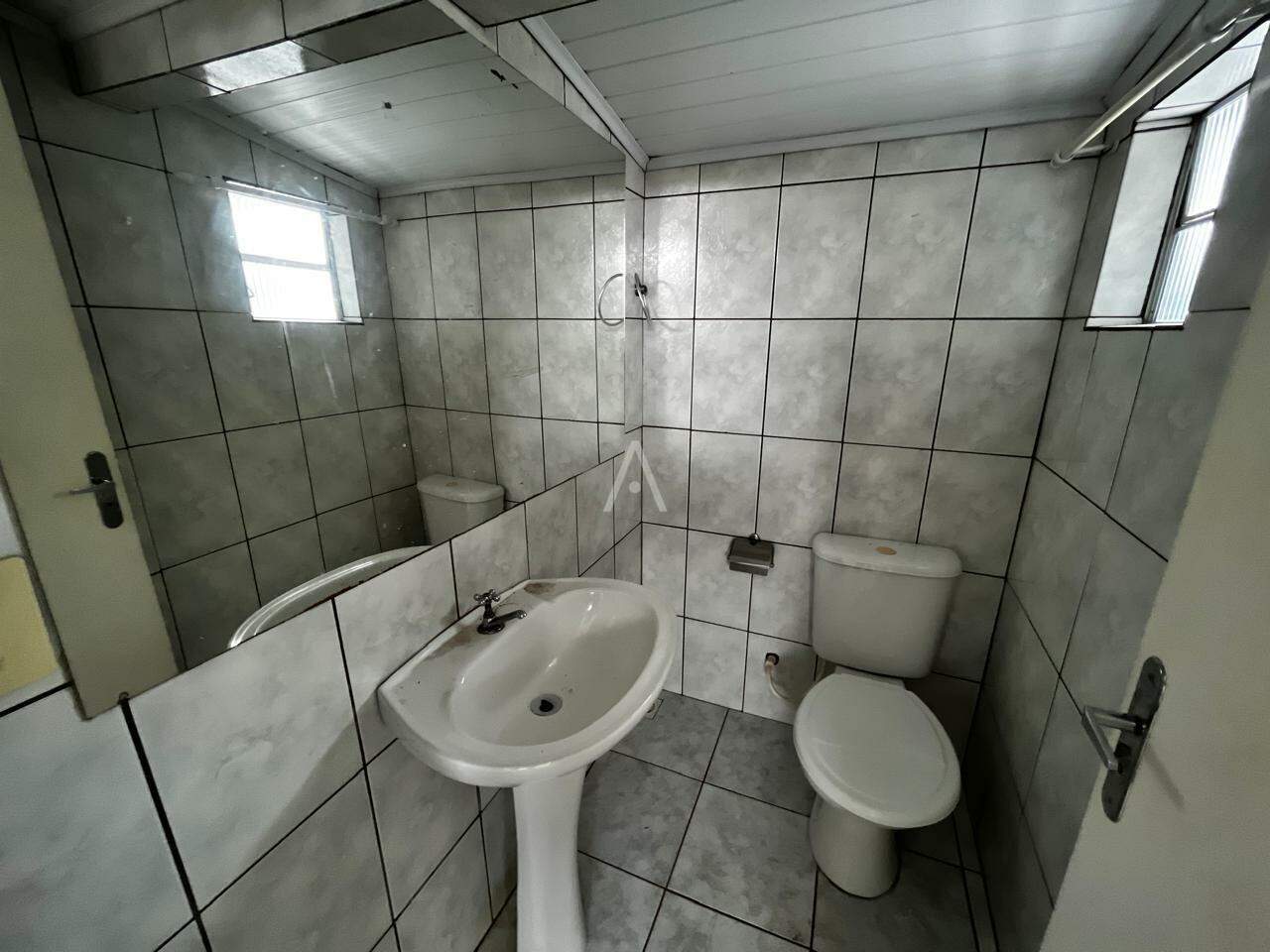 Casa Residencial para para aluguel no Bairro UNIVERSITARIO em CASCAVEL: