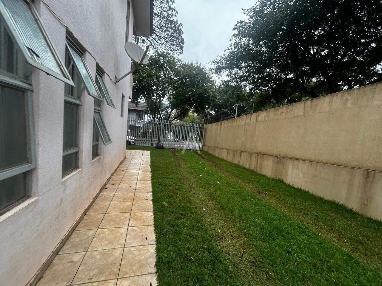 Sobrado para à venda no Bairro COUNTRY em CASCAVEL: 