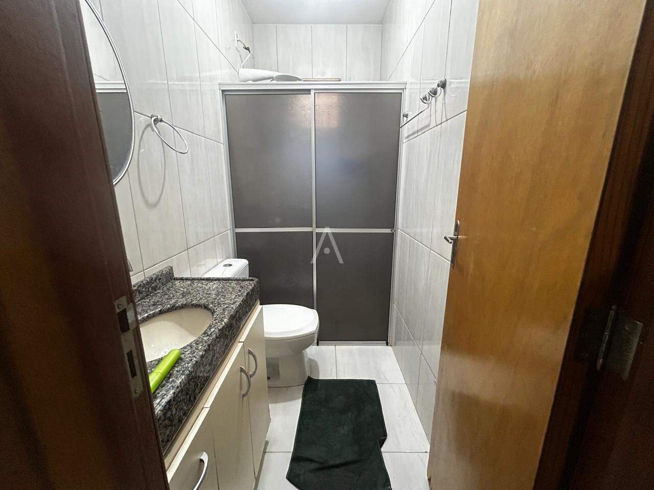Sobrado para à venda no Bairro COUNTRY em CASCAVEL: 