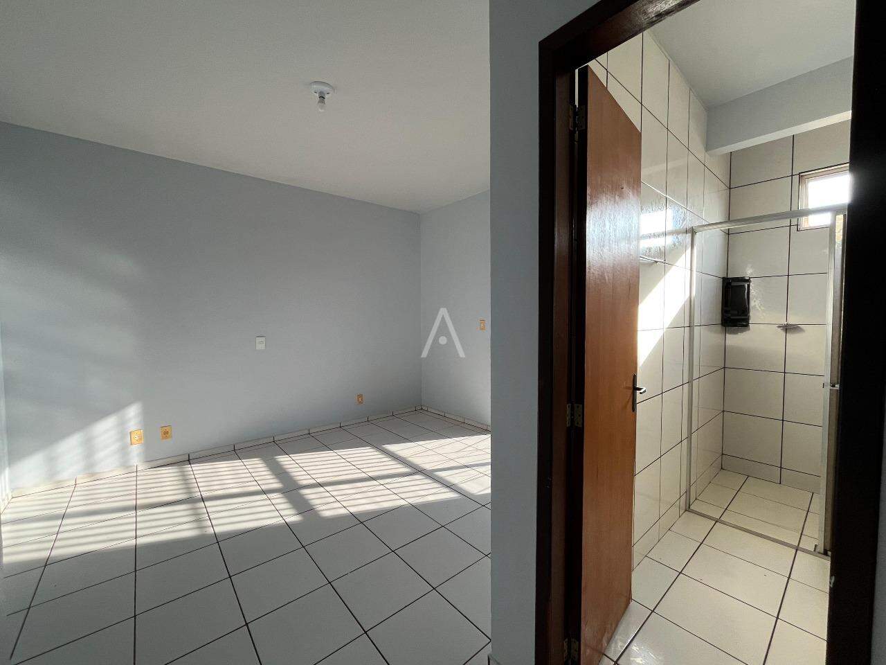 Apartamento para para aluguel no Bairro JARDIM PANORAMA em TOLEDO: Suíte