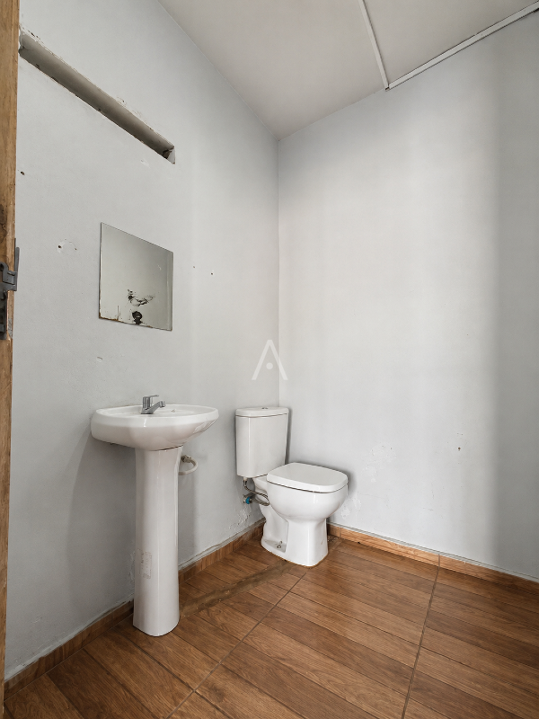 Sala Comercial para para aluguel no Bairro VILA OPERARIA em TOLEDO: