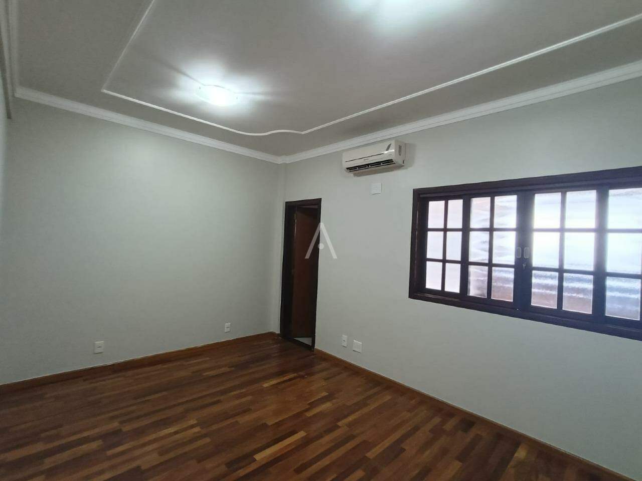 Apartamento para para aluguel no Bairro SAO CRISTOVAO em CASCAVEL: