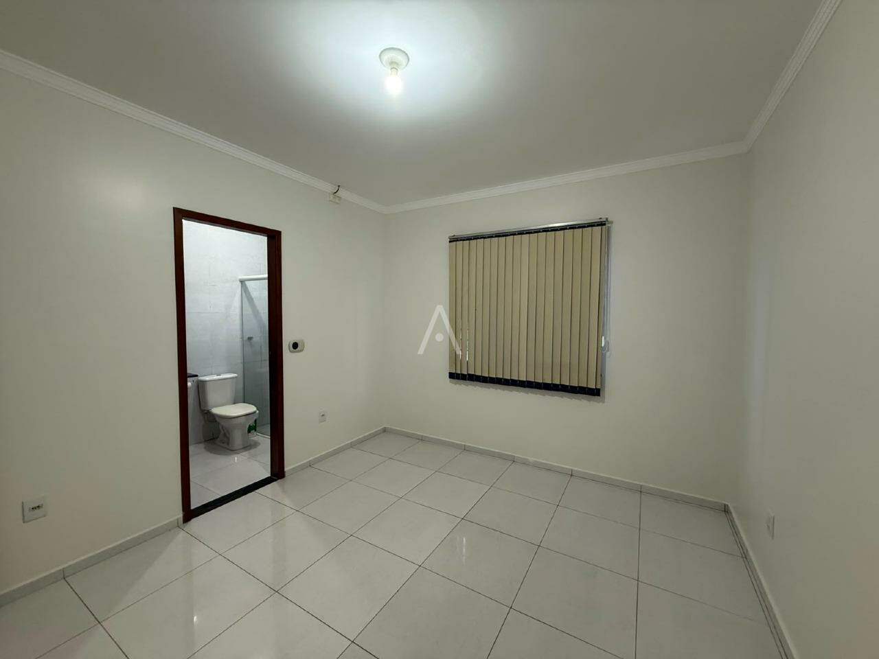 Casa Residencial para à venda no Bairro RECANTO TROPICAL em CASCAVEL: 