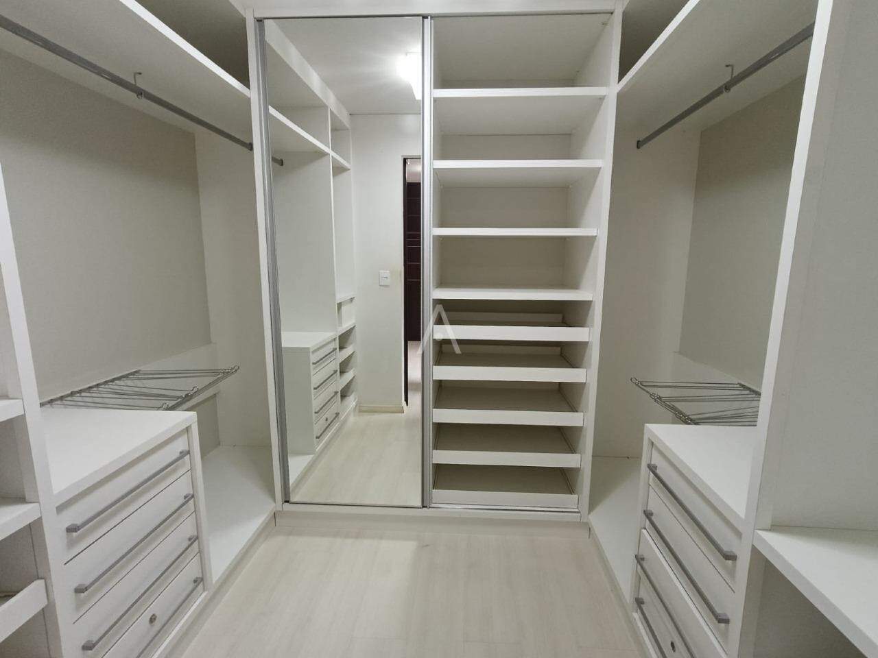Apartamento para para aluguel no Bairro CENTRO em CASCAVEL: