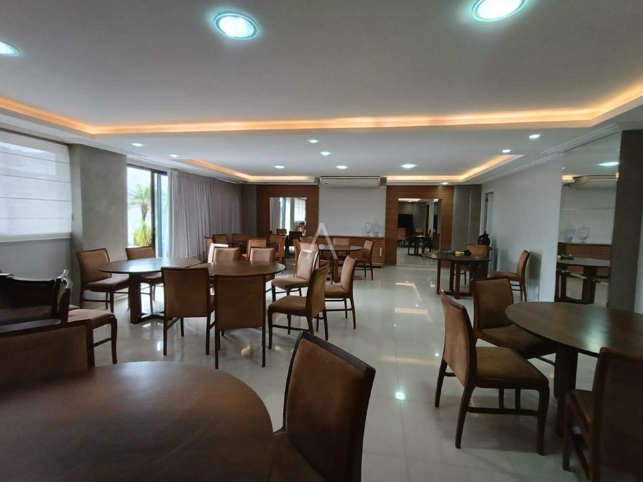 Apartamento para para aluguel no Bairro CENTRO em CASCAVEL: