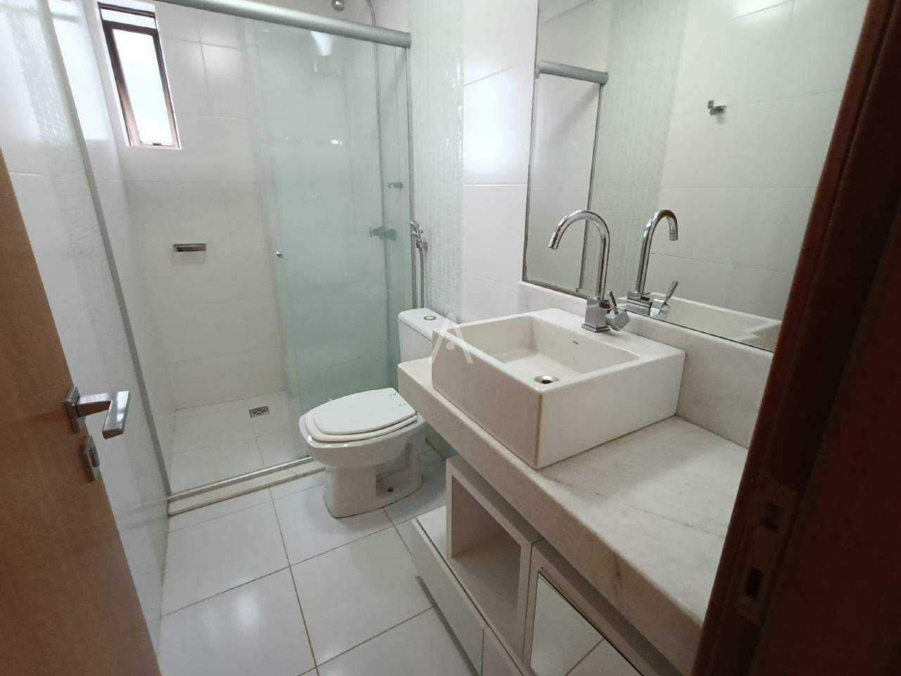 Apartamento para para aluguel no Bairro CENTRO em CASCAVEL:
