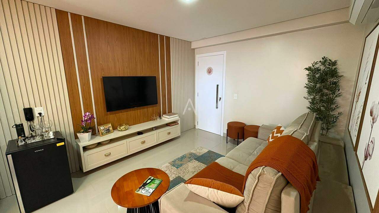 Apartamento para à venda no Bairro VILA INDUSTRIAL em TOLEDO: 