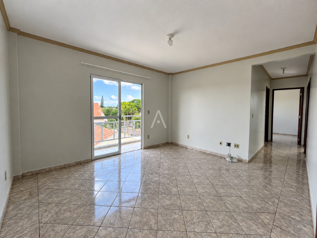 Apartamento para para aluguel no Bairro JARDIM PORTO ALEGRE em TOLEDO: Sala de estar