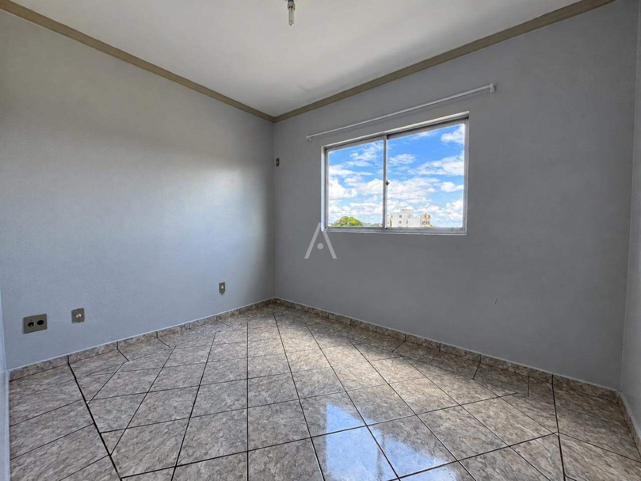 Apartamento para para aluguel no Bairro JARDIM PORTO ALEGRE em TOLEDO: Dormitório 01