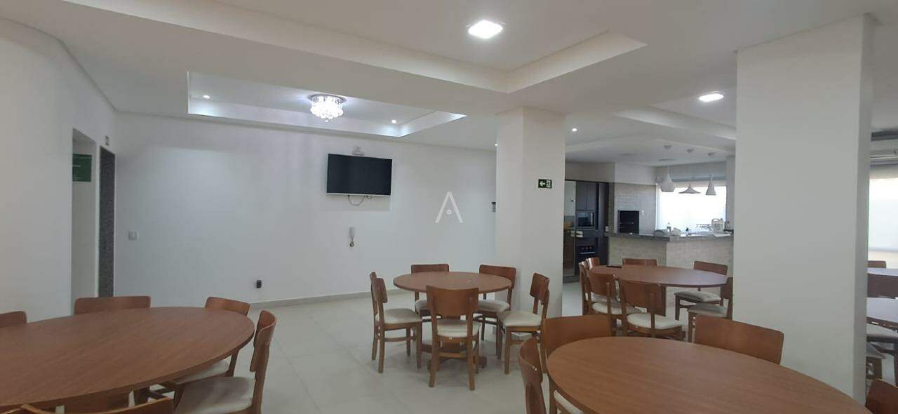 Apartamento para para aluguel no Bairro CENTRO em CASCAVEL: