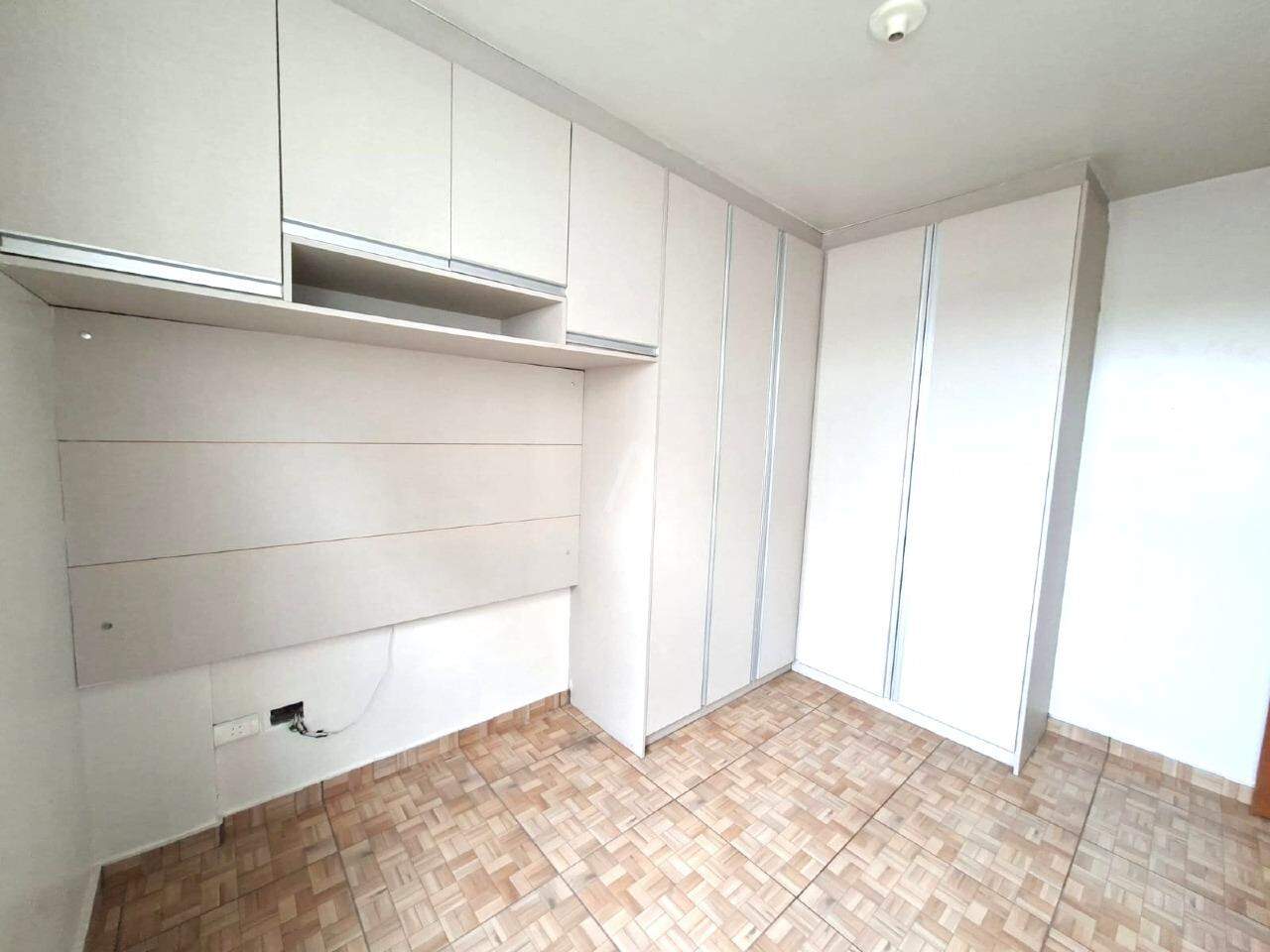 Apartamento para à venda no Bairro CANCELLI em CASCAVEL: Quarto01