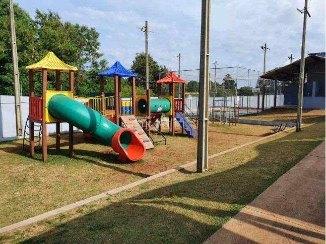 Apartamento para à venda no Bairro CANCELLI em CASCAVEL: Playground 