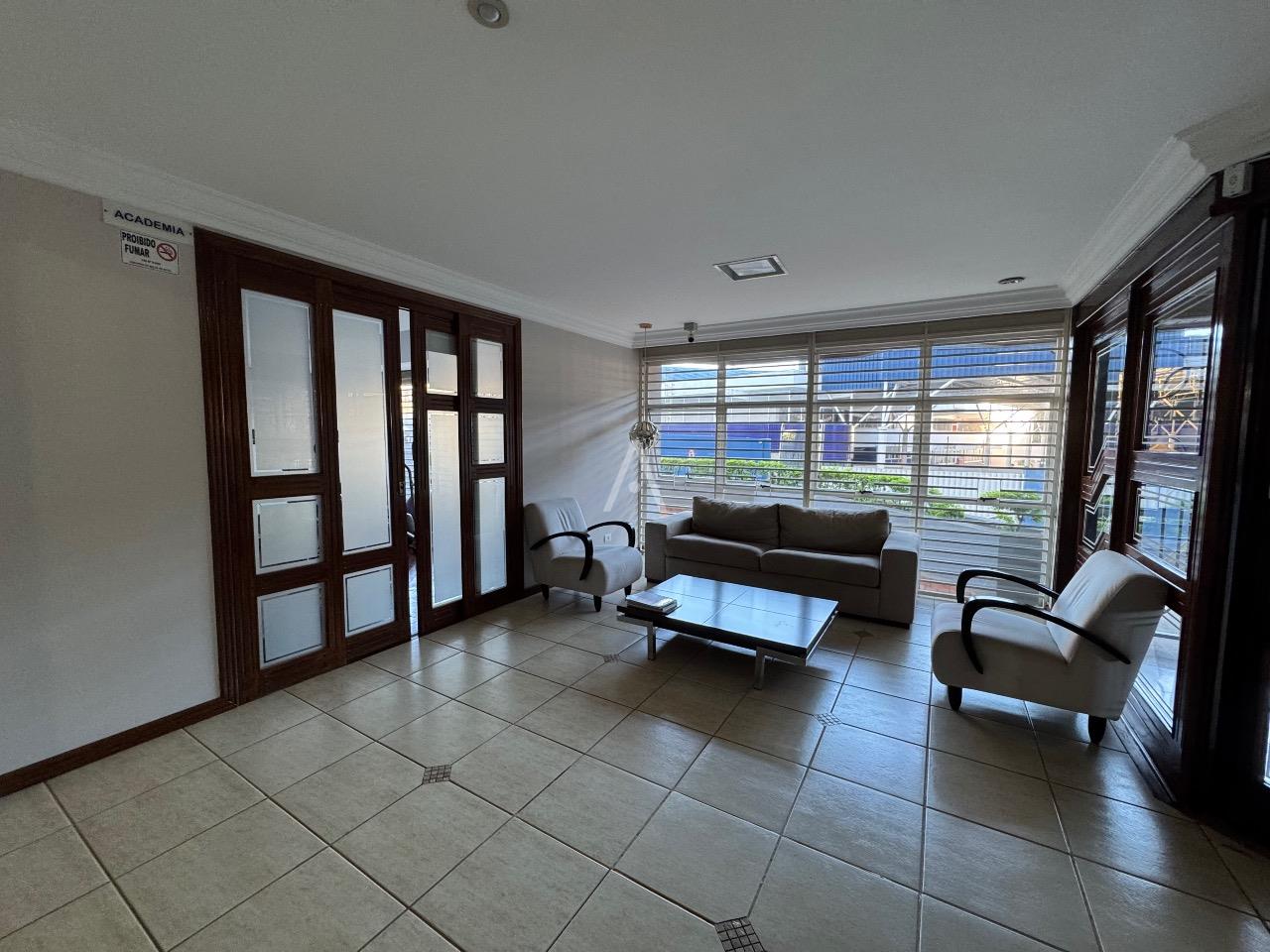 Apartamento para para aluguel no Bairro CENTRO em CASCAVEL: 