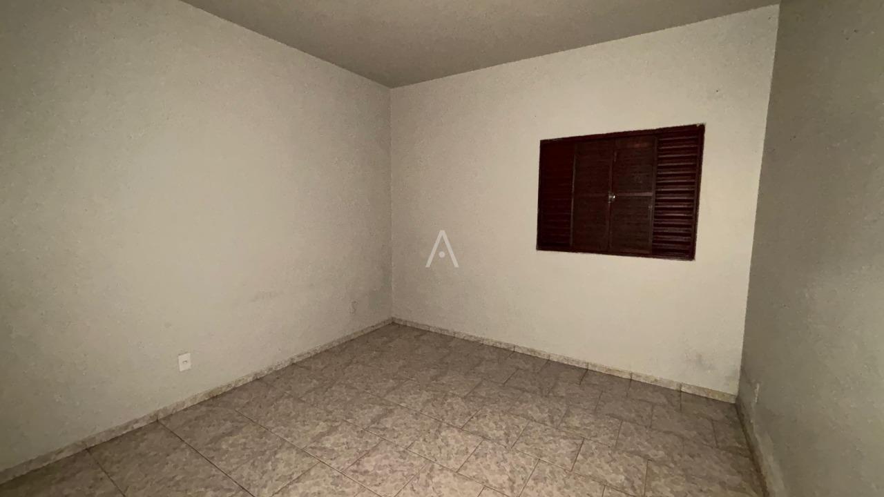 Casa Residencial para à venda no Bairro JARDIM CONCORDIA em TOLEDO: 