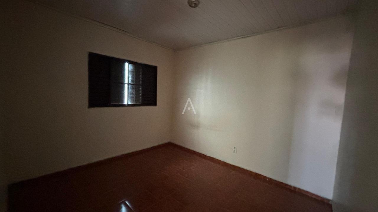 Casa Residencial para à venda no Bairro JARDIM CONCORDIA em TOLEDO: 