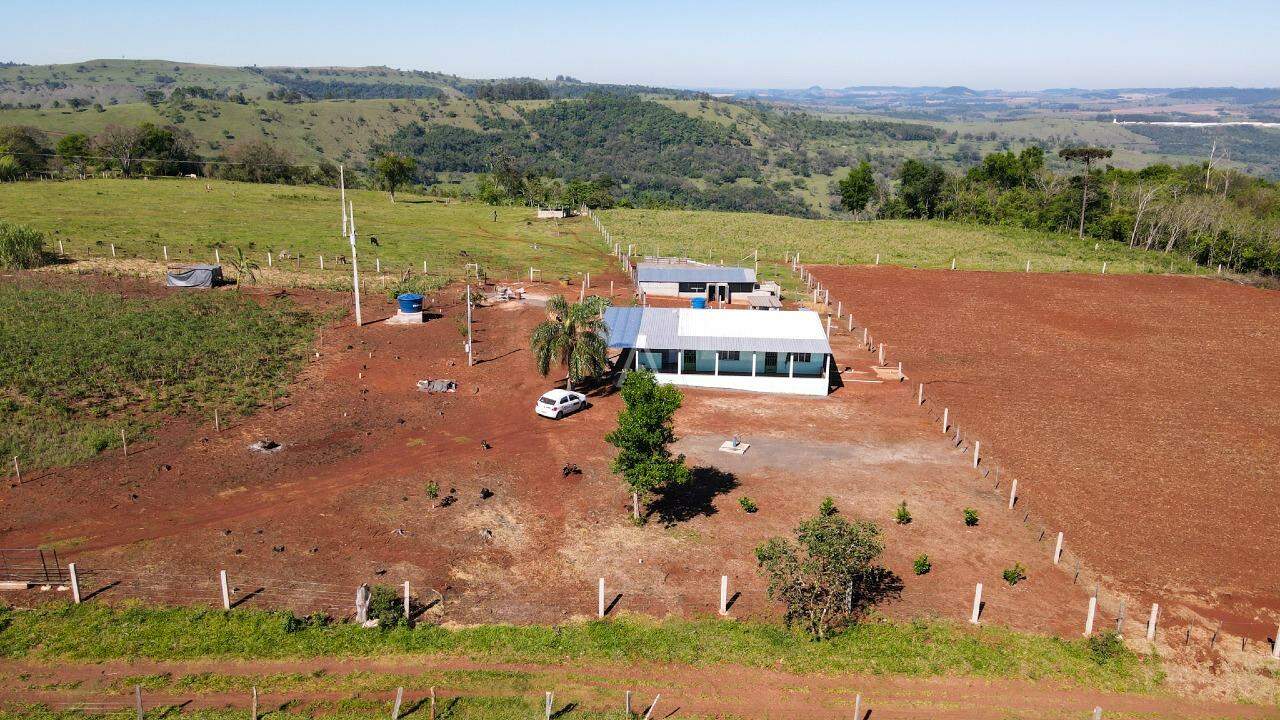 Imóveis Rurais para à venda no Bairro Juvinópolis em CASCAVEL: 