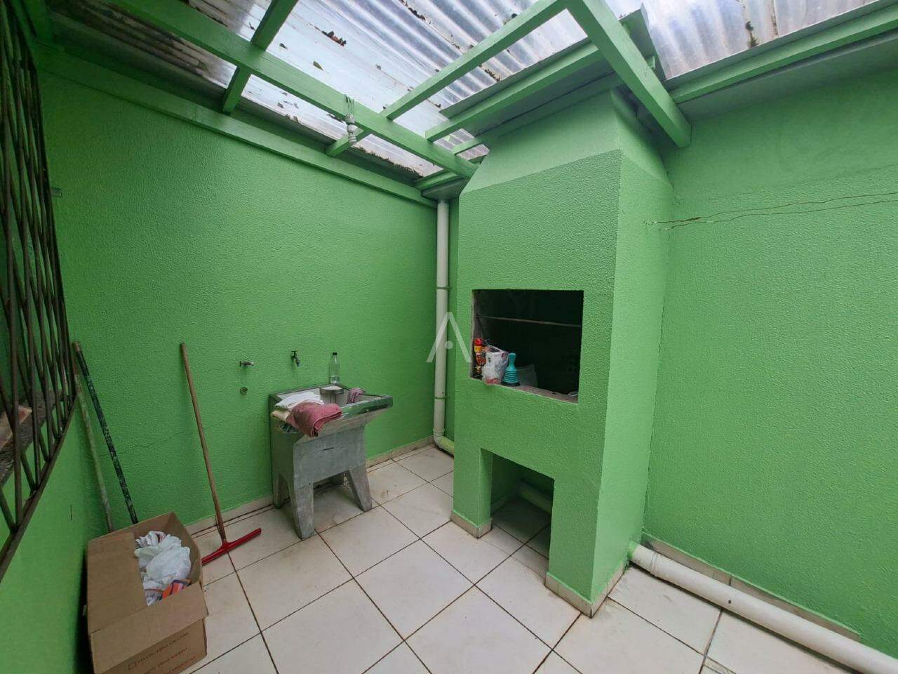 Casa Residencial para para aluguel no Bairro UNIVERSITARIO em CASCAVEL: 