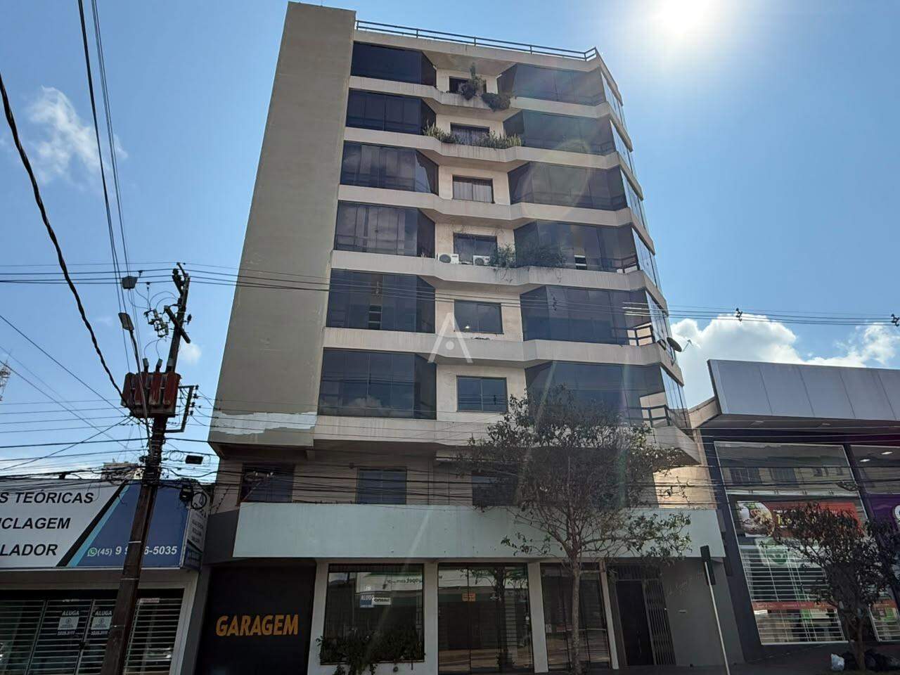 Apartamento para para aluguel no Bairro CENTRO em CASCAVEL: 