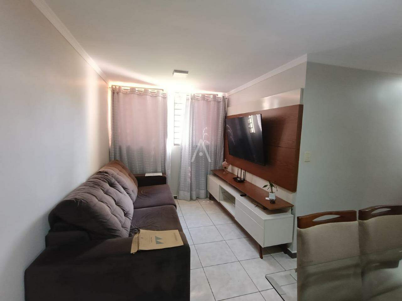 Apartamento para à venda no Bairro PARQUE VERDE em CASCAVEL: 