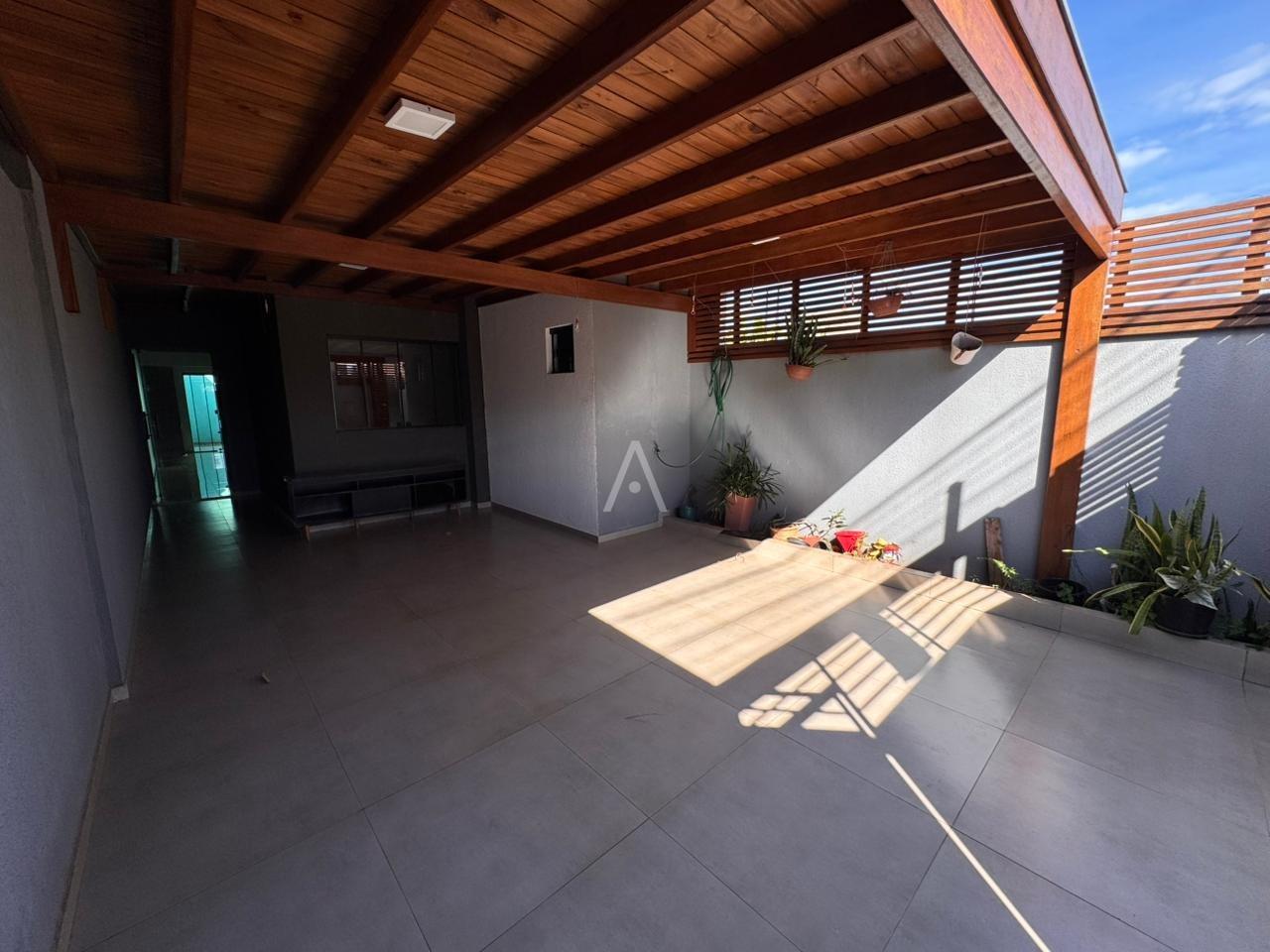 Casa Residencial para à venda no Bairro JARDIM COOPAGRO em TOLEDO: 