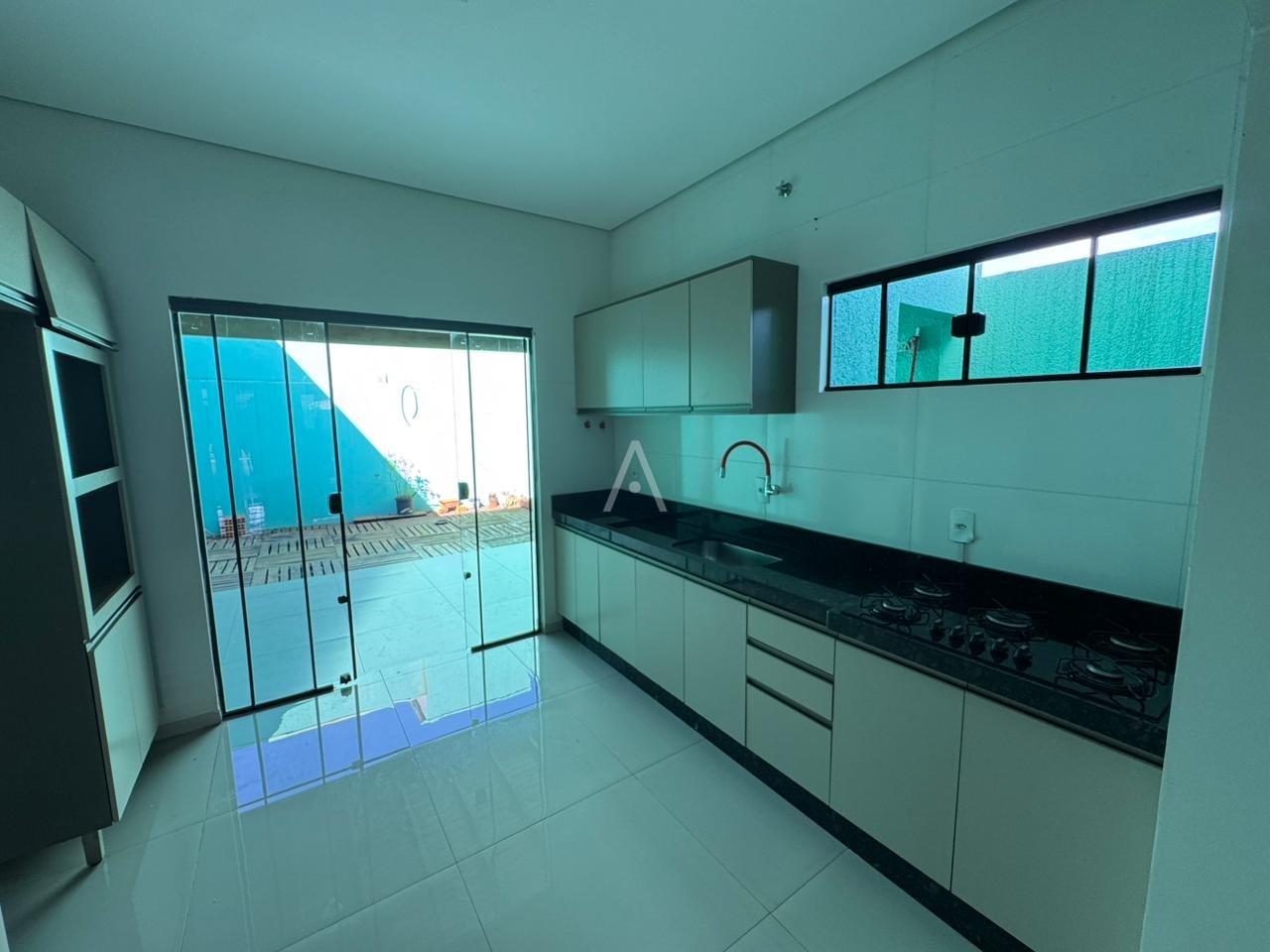 Casa Residencial para à venda no Bairro JARDIM COOPAGRO em TOLEDO:
