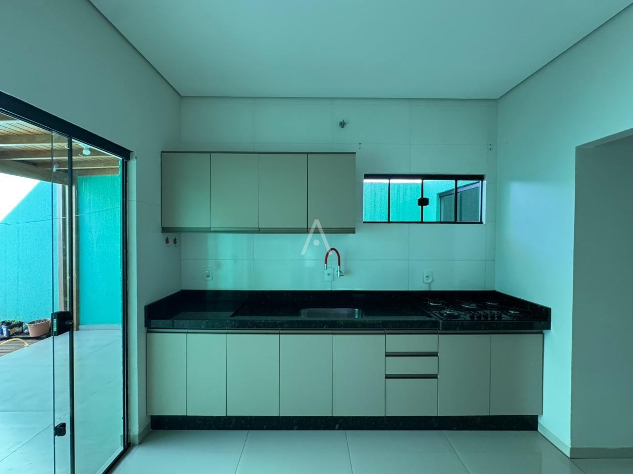 Casa Residencial para à venda no Bairro JARDIM COOPAGRO em TOLEDO: