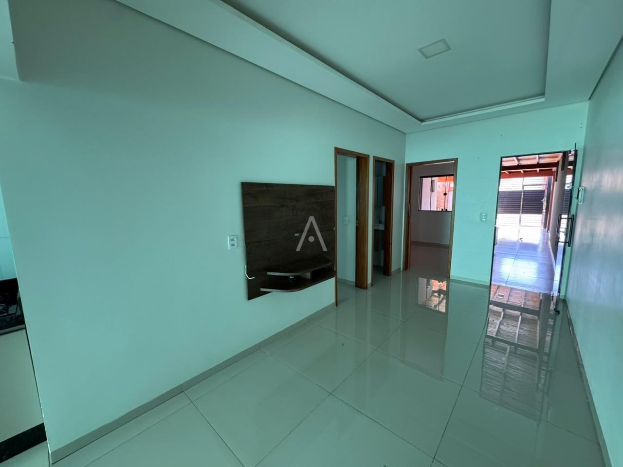 Casa Residencial para à venda no Bairro JARDIM COOPAGRO em TOLEDO: 