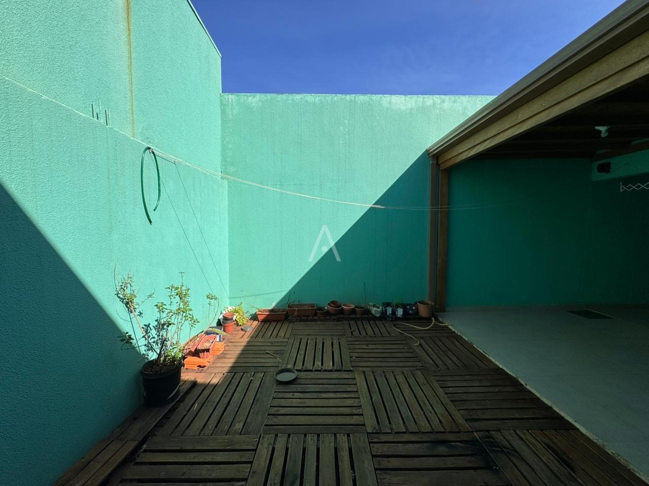 Casa Residencial para à venda no Bairro JARDIM COOPAGRO em TOLEDO: