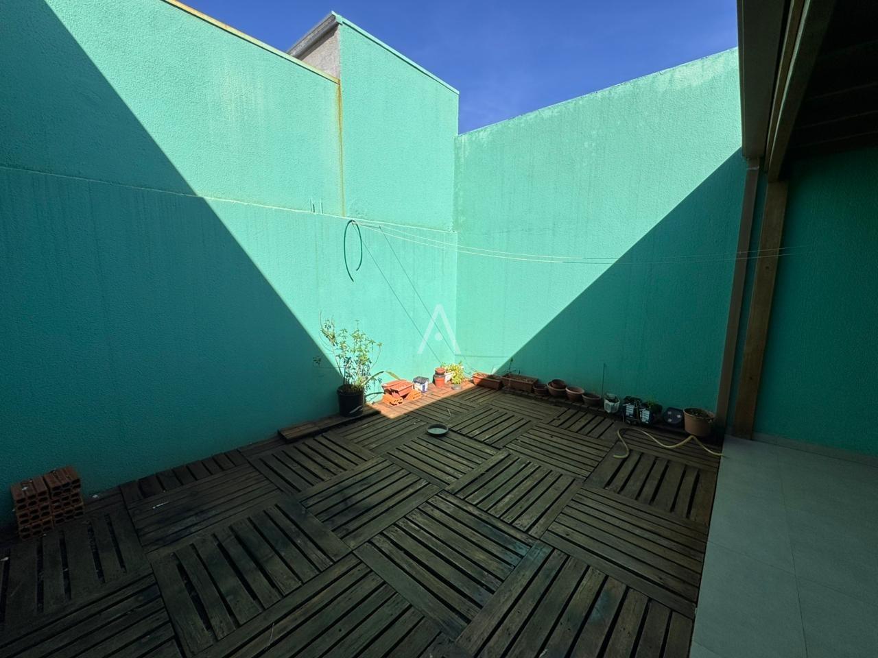 Casa Residencial para à venda no Bairro JARDIM COOPAGRO em TOLEDO: