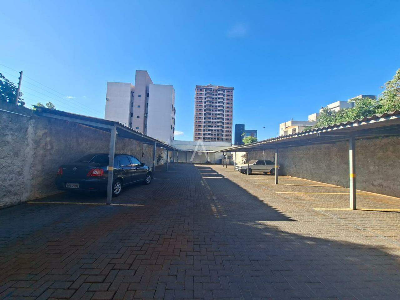 Apartamento para para aluguel no Bairro COQUEIRAL em CASCAVEL: