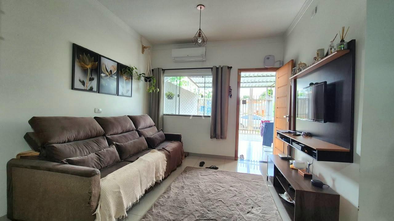 Casa Residencial para à venda no Bairro BRASILIA em CASCAVEL: