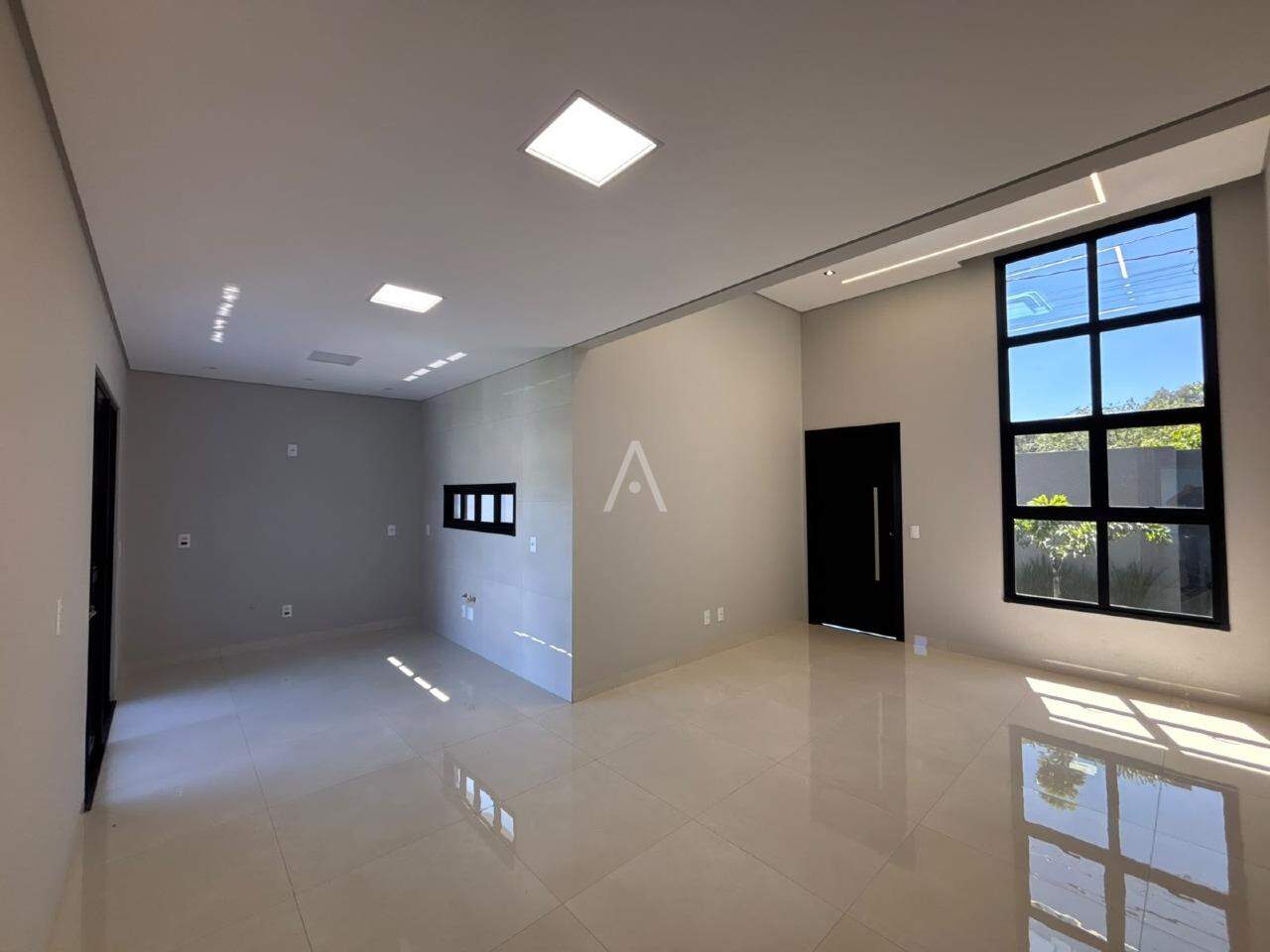 Casa Residencial para à venda no Bairro JARDIM COOPAGRO em TOLEDO: 