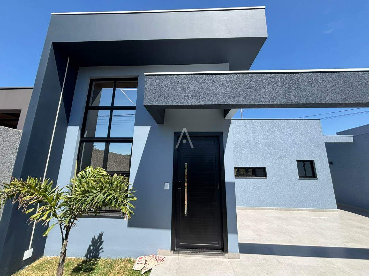 Casa Residencial para à venda no Bairro JARDIM COOPAGRO em TOLEDO: 