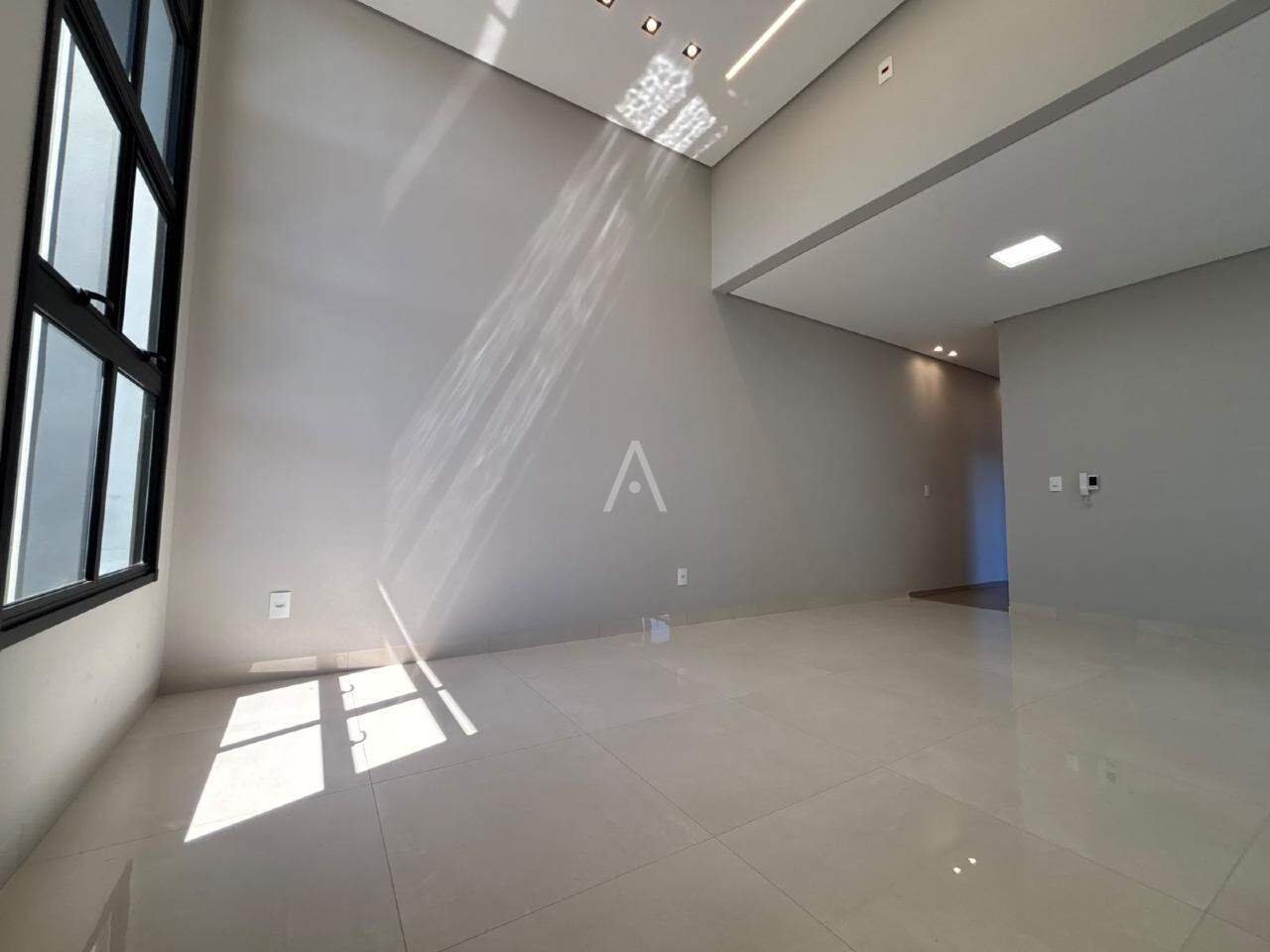Casa Residencial para à venda no Bairro JARDIM COOPAGRO em TOLEDO: 