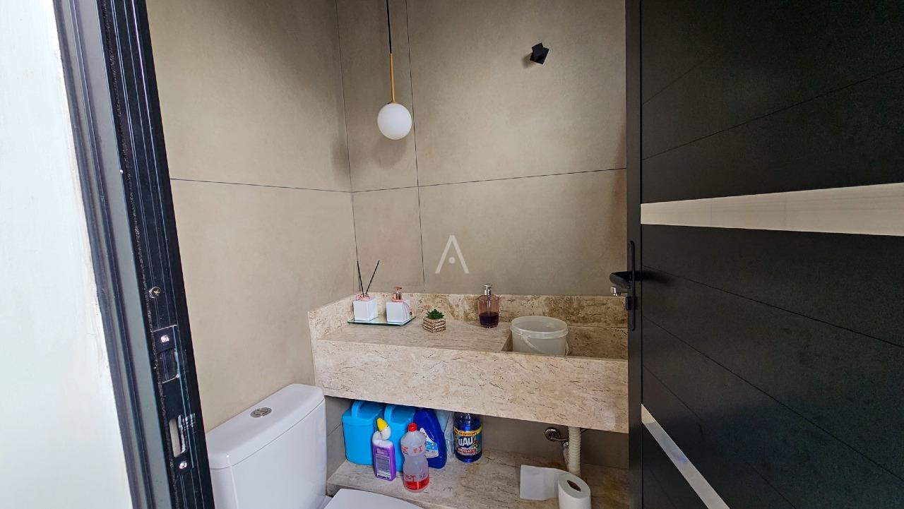 Casa Residencial para à venda no Bairro ESMERALDA em CASCAVEL: