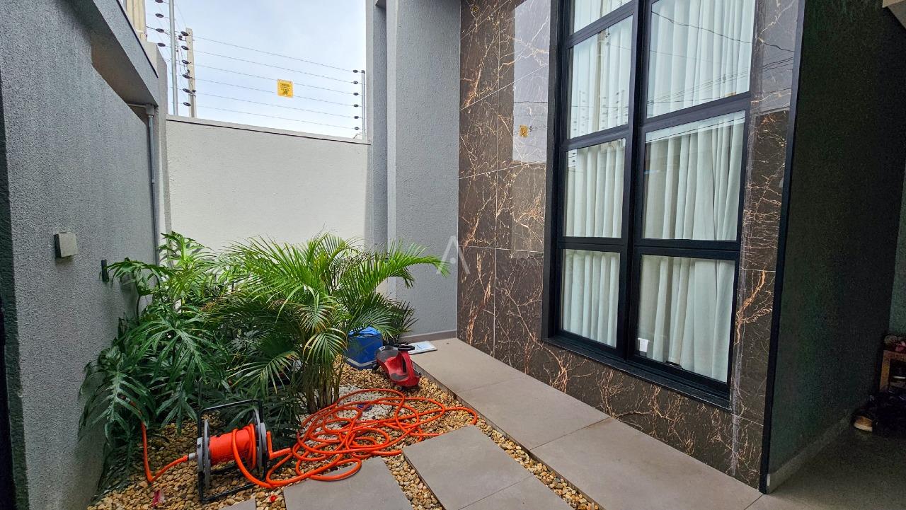 Casa Residencial para à venda no Bairro ESMERALDA em CASCAVEL: 