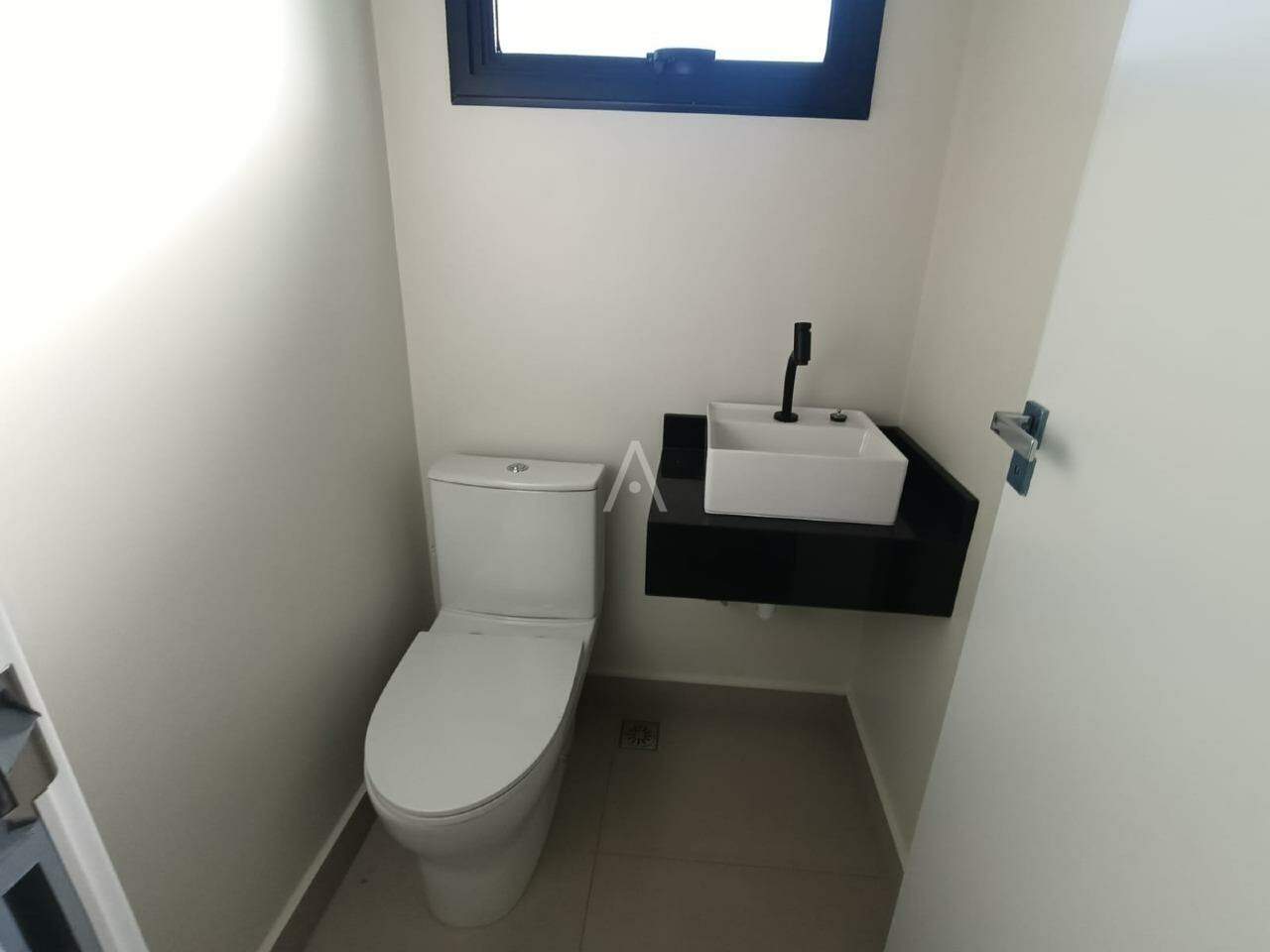 Sobrado para para aluguel no Bairro FAG em CASCAVEL: