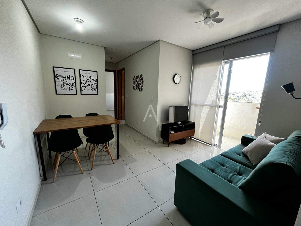 Apartamento para à venda no Bairro CANCELLI em CASCAVEL: 