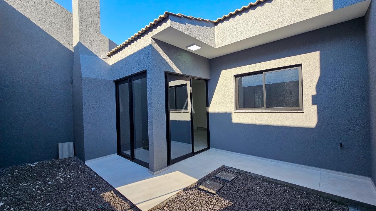 Casa Residencial para à venda no Bairro FLORESTA em CASCAVEL: 
