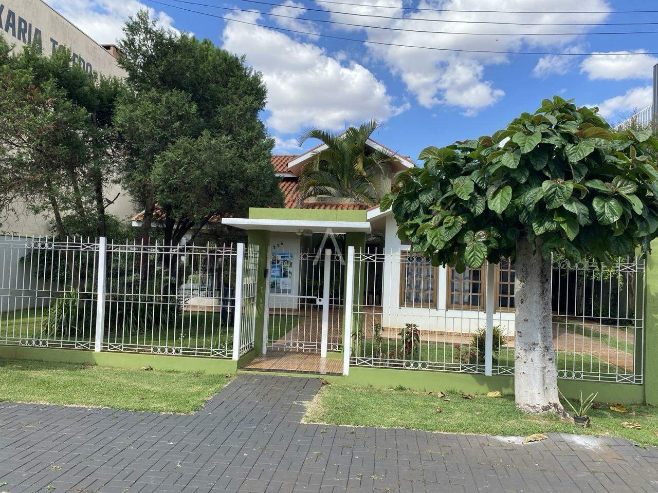 Casa Residencial para à venda no Bairro JARDIM GISELA em TOLEDO: 