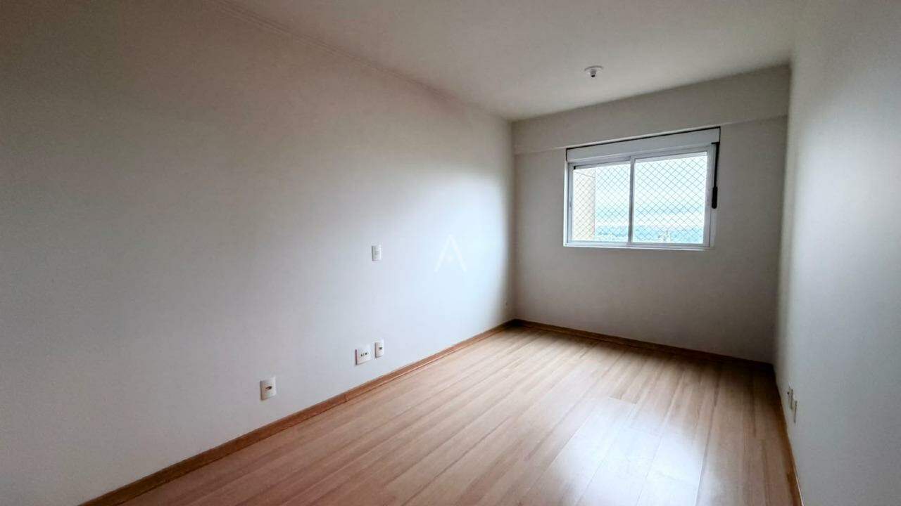 Apartamento para para aluguel no Bairro CENTRO em CASCAVEL: