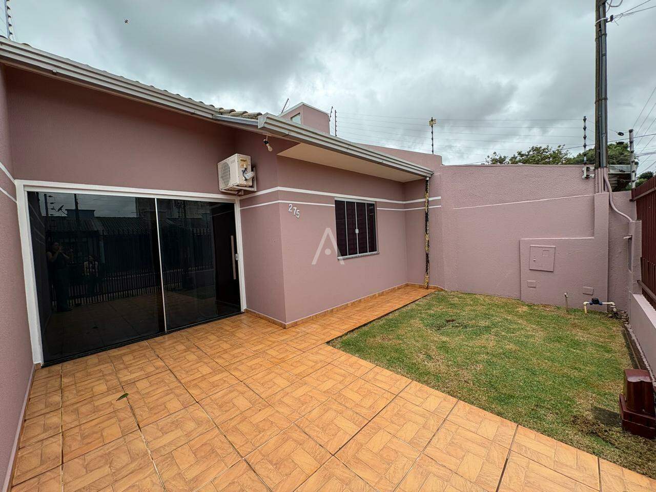 Casa Residencial para para aluguel no Bairro CASCAVEL VELHO em CASCAVEL: 