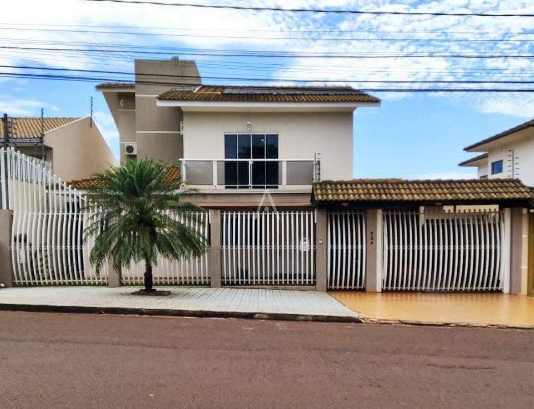 Sobrado para para aluguel no Bairro Pioneiros Catarinenses em CASCAVEL: 