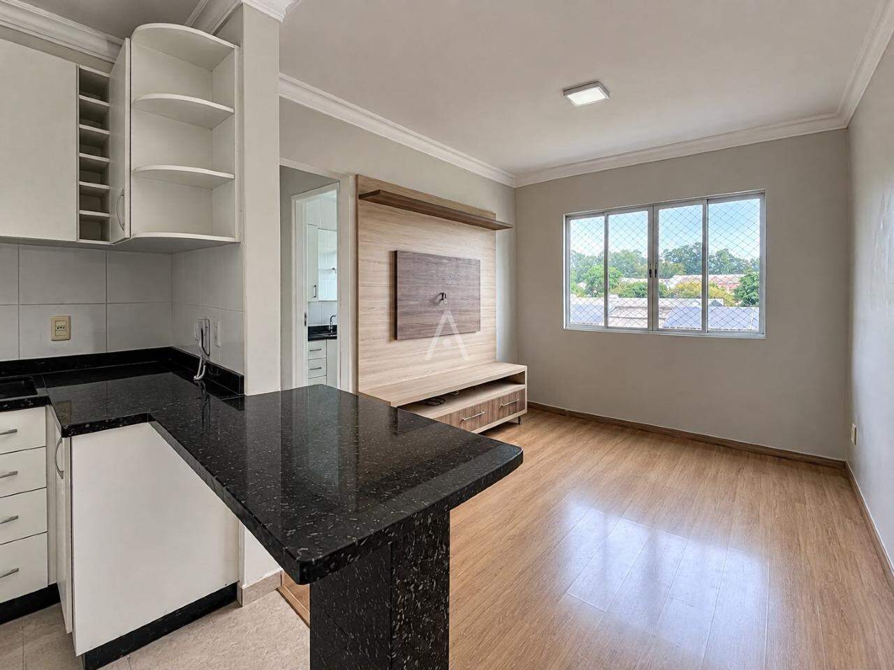 Apartamento para para aluguel no Bairro VILA INDUSTRIAL em TOLEDO: Sala de Estar / Cozinha